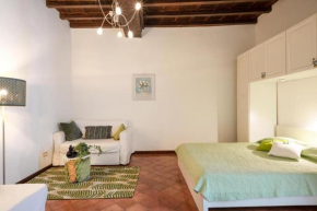 Navona Square House